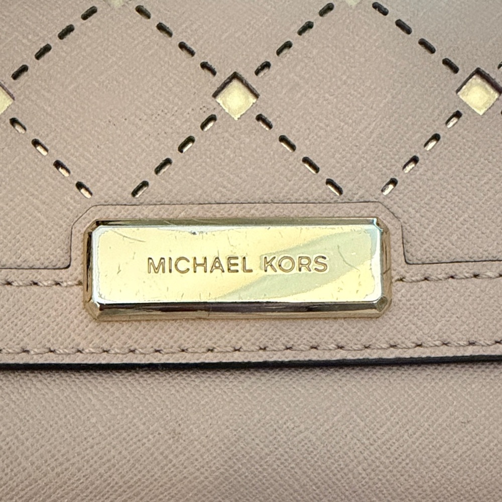 Michael Kors Blush Wallet with Gold Accents - Picture 2 of 6